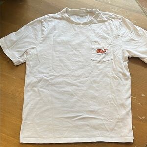 Vineyard Vines Classic White Tee with basketball Logo